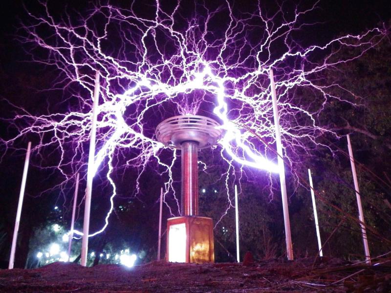 2019 Automotive Predictions - Tesla-Coil